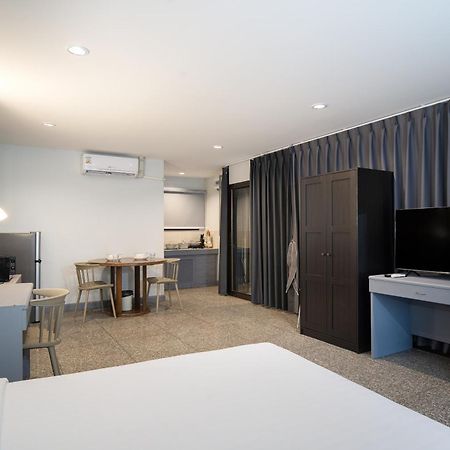 Capitel Rama 4 Aparthotel Bangkok Luaran gambar
