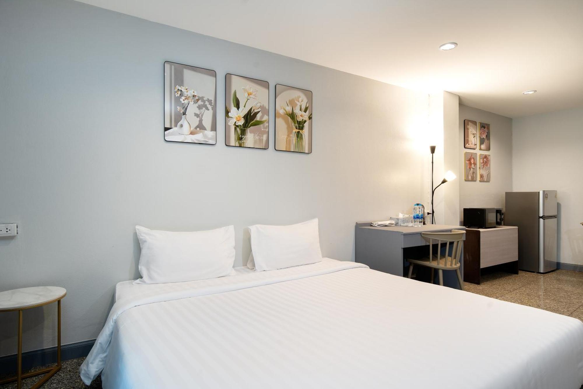 Capitel Rama 4 Aparthotel Bangkok Luaran gambar